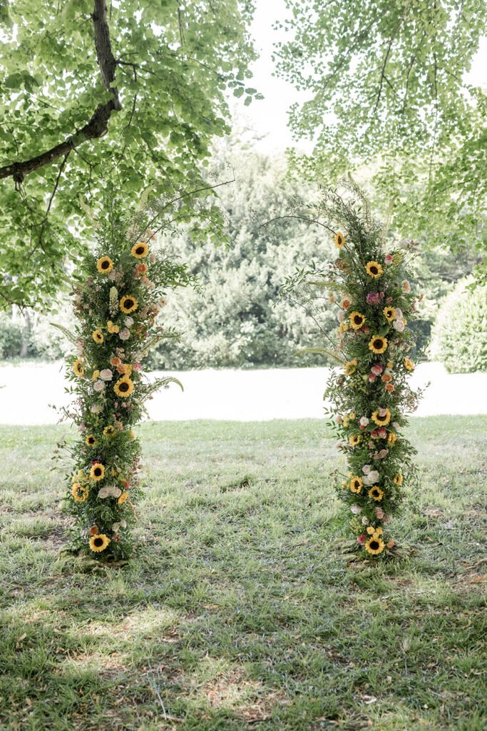 Arche inachevée pour mariage en extérieur