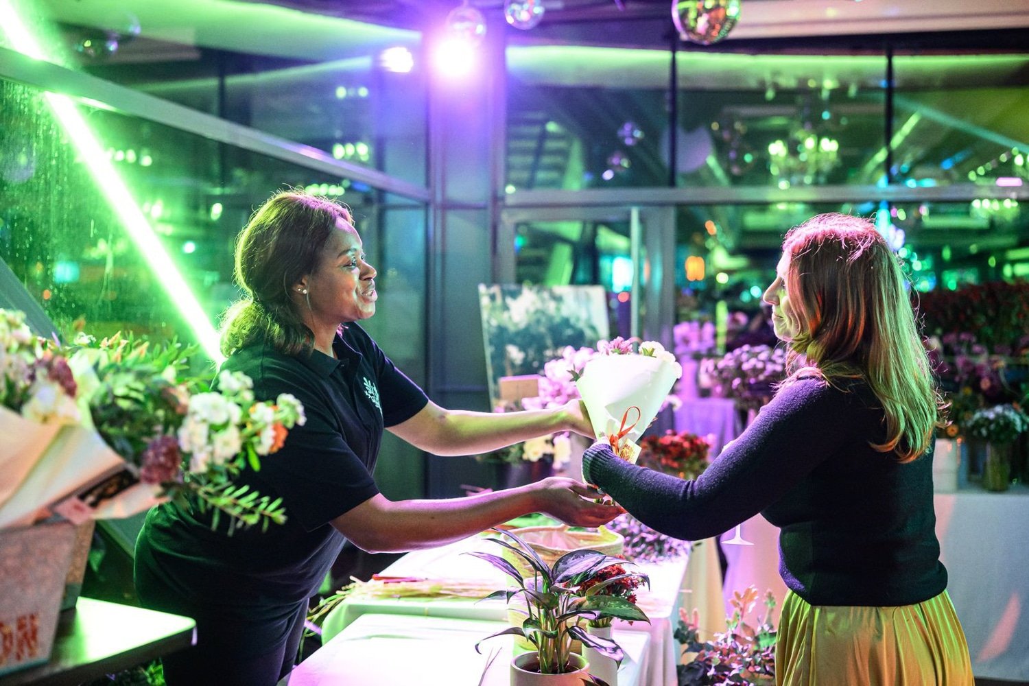 Bar à fleurs_The Lux Collective_Péniche Paris_Le Jardin d&rsquo;Audrey_Septembre 2025 (12)_WEB