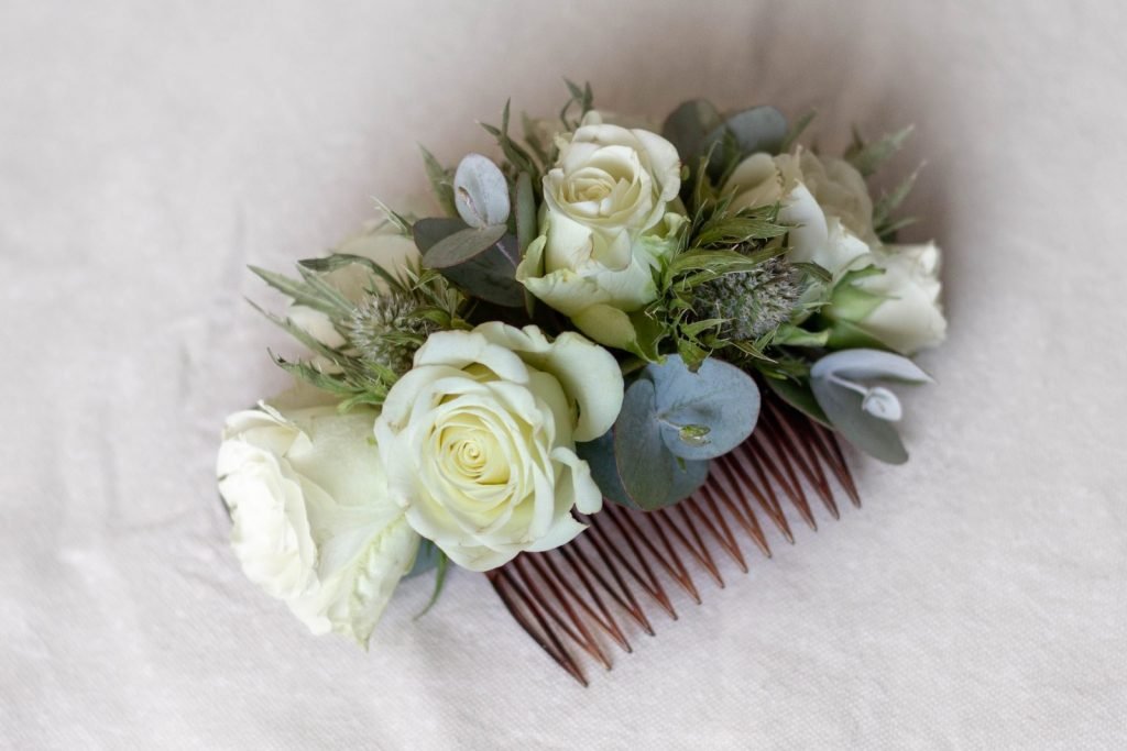 Bridal flower comb